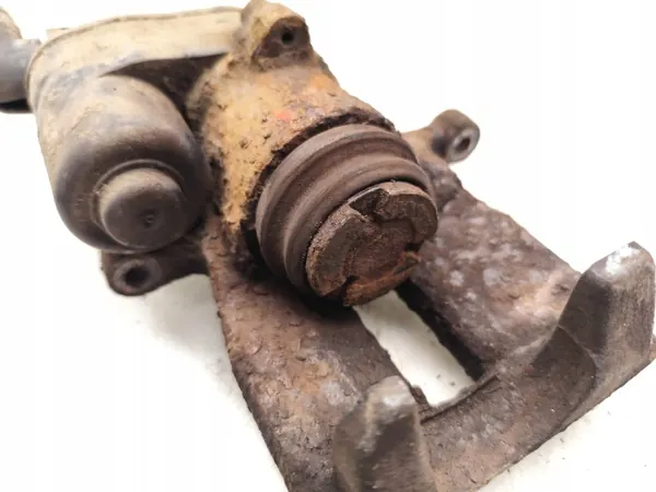 Pinza de freno trasera Volvo XC70 - Pieza OEM usada image 7