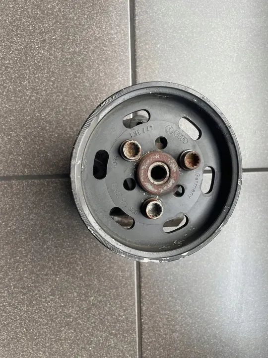 Servostuurpomp 2.0 VW Audi Skoda 8K0145156Q image 3