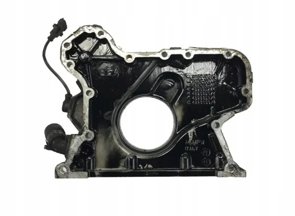 OEM 4896860 Etumoottorikansi Käytetty image 3