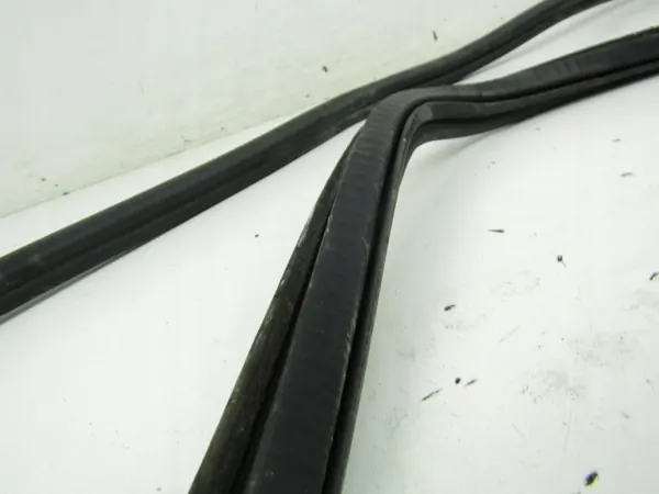 Junta de porta-malas Audi A4 B6 OEM AK-6-91380 image 4