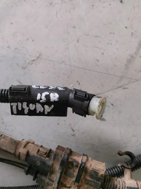 VW TIGUAN ADBLUE-slang OEM 5N0131983 - Gebruikt image 10