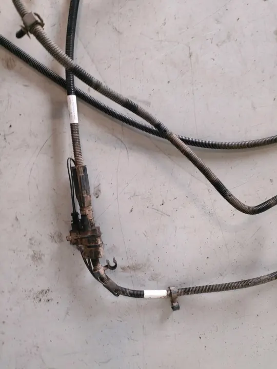 VW TIGUAN ADBLUE-slang OEM 5N0131983 - Gebruikt image 3
