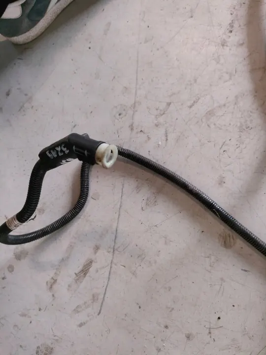 VW TIGUAN ADBLUE-slang OEM 5N0131983 - Gebruikt image 4