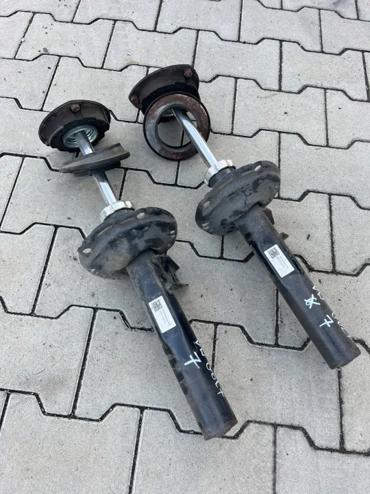 Amortisseurs avant OEM 5Q0 413 023 FH - 2 pièces image 2