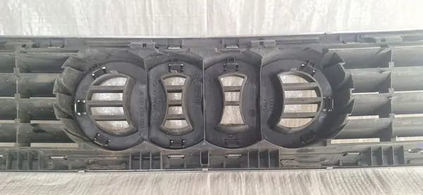 AUDI A4 B5 Chrome Grill 8D0853651R image 7
