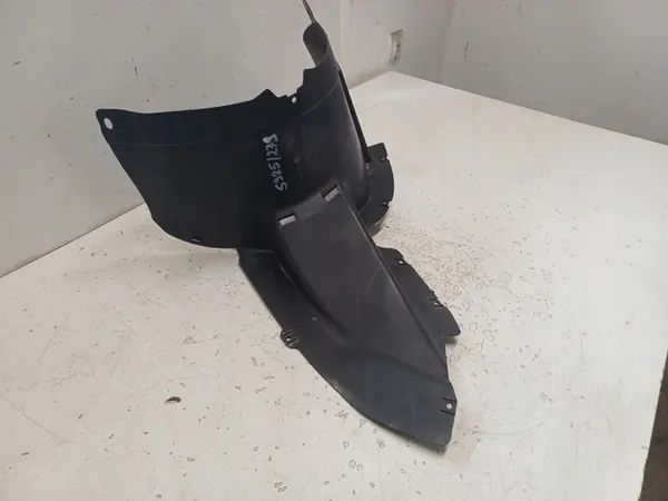 VW PASSAT B6 05- Right Front Wheel Arch 3C0805912A image 3