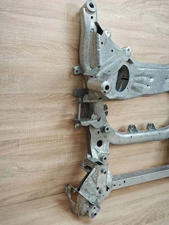 OEM 8831665 Etujousituskehys BMW G26 Xdrive image 5