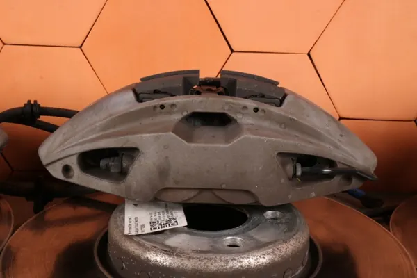 BMW Bremssystem OEM 6891275 - Bremszangen Scheiben Beläge image 3