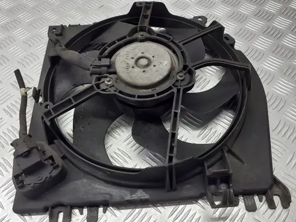 Kylarrubrik Nissan Note E11 1.5 DCI image 3