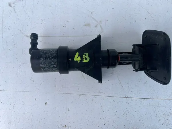 Washer Nozzle Cover Rechts Voor Audi A4 B5 FL A6 image 3