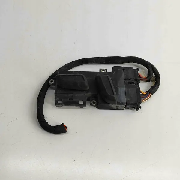 Rechter stoelverstelknoppen AUDI A5 (8TA) 8K0959748C image 3