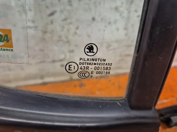 OEM Wrakomania-30203- Rechte Hintertürscheibe Skoda Fabia image 3