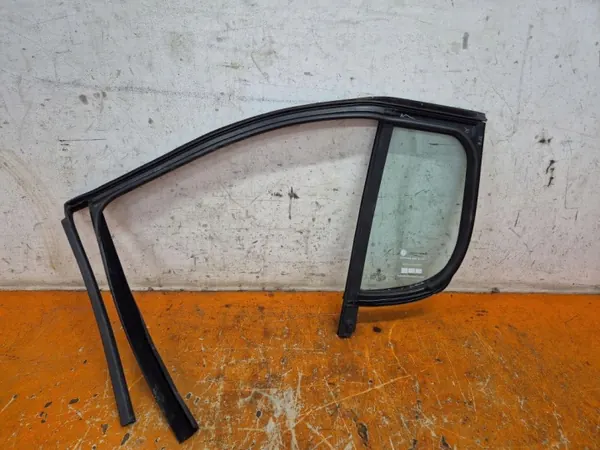 OEM Wrakomania-30203- Rechte Hintertürscheibe Skoda Fabia image 4