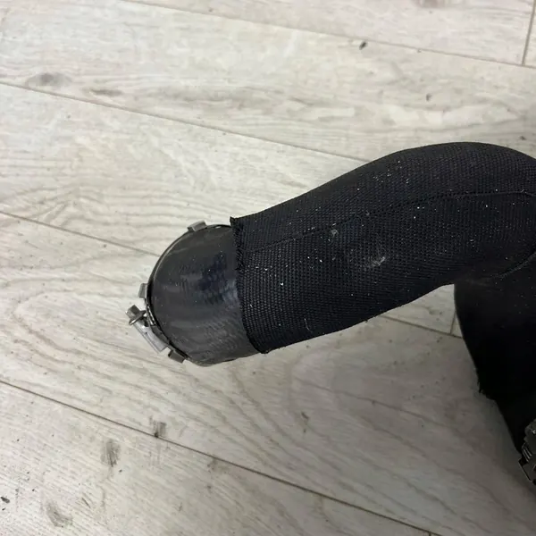 AUDI A6 C6 Intercooler Sinistro 2.7 3.0 TDI image 9