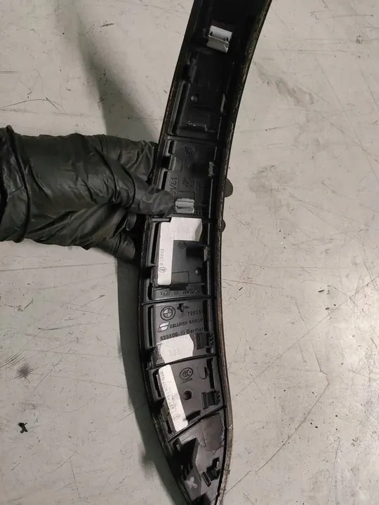 BMW F30 Acabamento da Porta Dianteira Esquerda image 4