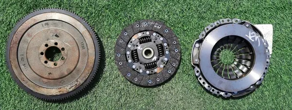 Conjunto de embreagem RENAULT KANGOO CITAN W415 301012572R 302103950R image 4