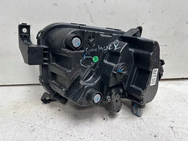 Farol Halógeno Direito DRL KIA Sportage 5 92202R2000 image 2