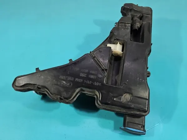 Réservoir lave-glace OEM 8W0955451L Audi A4 B9 image 7