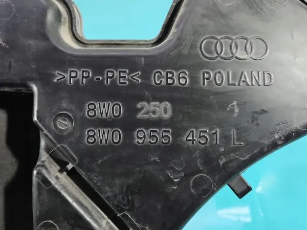 Réservoir lave-glace OEM 8W0955451L Audi A4 B9 image 9