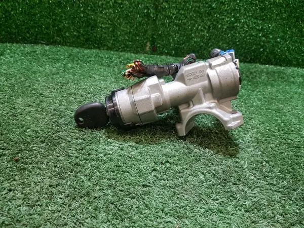 Macaco Hyundai I20 Lift 1.2 OEM PB ZDC2 Usado image 2