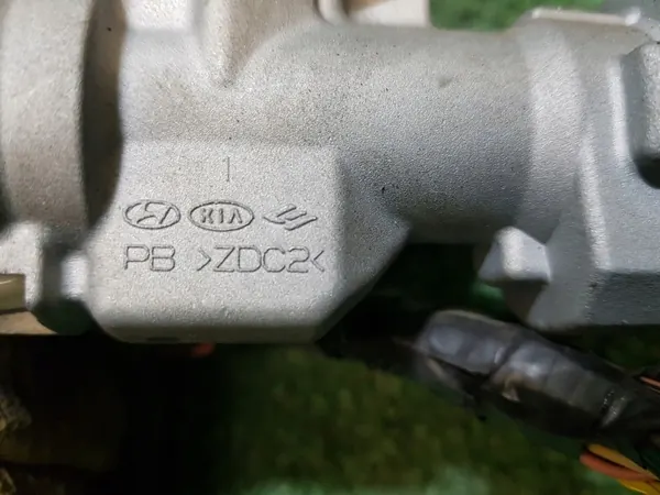 Macaco Hyundai I20 Lift 1.2 OEM PB ZDC2 Usado image 8