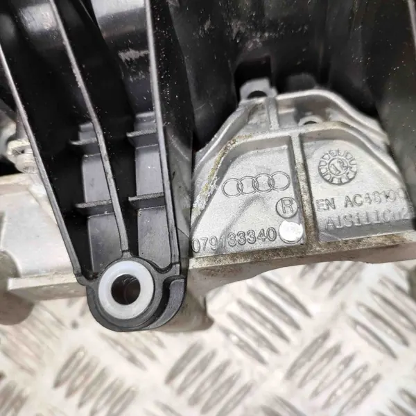 Gebrauchtes Ansaugrohr OEM 079133340R Bentley Flying Spur image 6