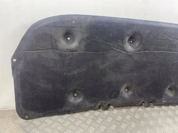 Isolamento do capô Subaru Forester SK image 2