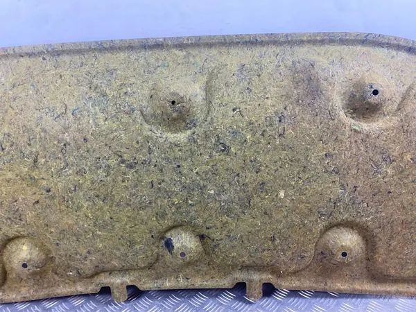 Isolamento do capô Subaru Forester SK image 7