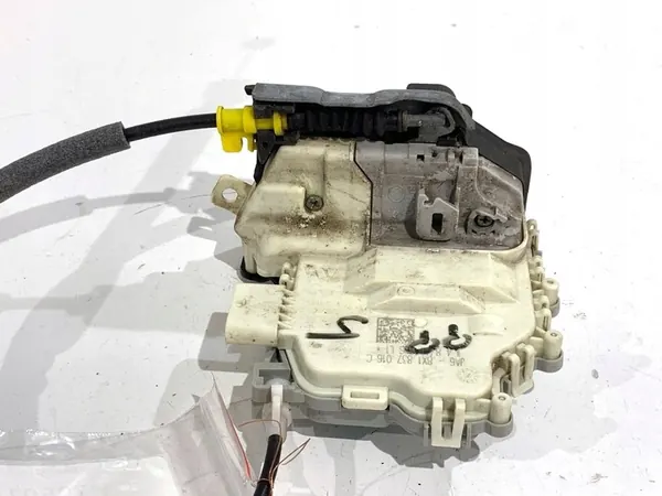 Fram Höger Dörrlås Audi A4 B9 Kombi 8X1837016C image 2