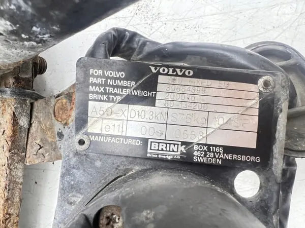 Volvo S80 I 98-06 Dragkrok OEM 30664399 image 4