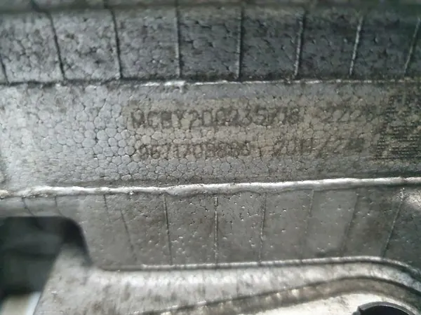 Cabeça do Motor com Árvores de Cames OEM 9671708880 Usada image 6