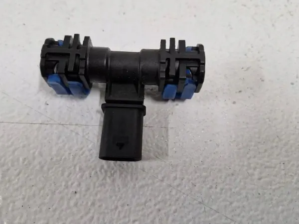 Kraftstoffdrucksensor OEM 31405791 für Volvo V40 II image 3
