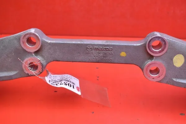 Support de montage différentiel OEM NA5F39730 Mazda MX-5 image 4