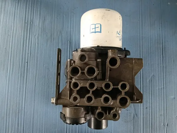Luchtdroogerventiel OEM 22242663 voor Volvo FH4/FM image 5