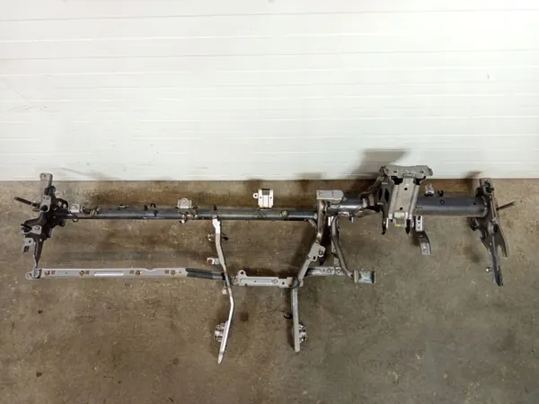 OEM 84410G4150 Konsolin Kehysvahviste Hyundai i30 image 3
