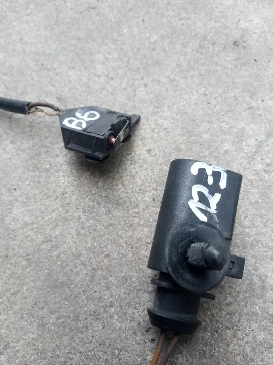 Chiusura del cofano per SEAT EXEO 2008-2014 8E0823509D image 4