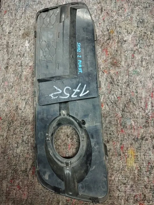 Rejilla de faro antiniebla izquierda Audi Q5 8R 8R0807681E image 5