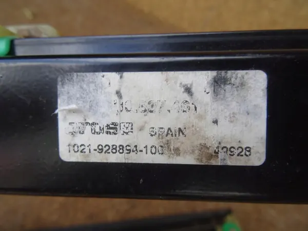 AUDI Q3 8U 11-18 Mecanismo da janela dianteira esquerda OEM 8U0837461 image 3