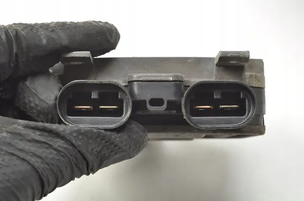 Jäähdyttimen Tuulettimen Rela VOLVO V70 II 940009400 image 2