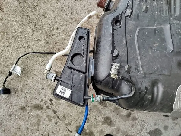 Réservoir de carburant Mercedes-Benz CLA C117 X117 W117 a2474703200 image 10