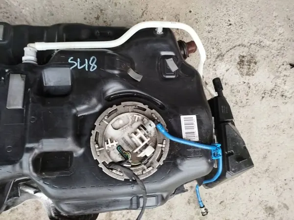 Réservoir de carburant Mercedes-Benz CLA C117 X117 W117 a2474703200 image 3