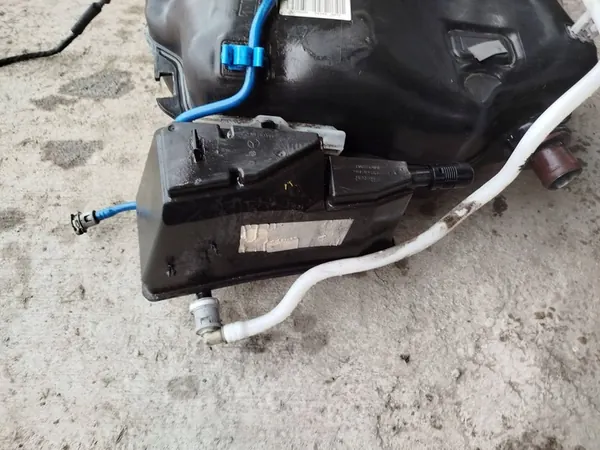 Réservoir de carburant Mercedes-Benz CLA C117 X117 W117 a2474703200 image 7