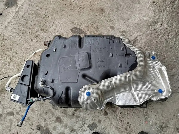 Réservoir de carburant Mercedes-Benz CLA C117 X117 W117 a2474703200 image 9