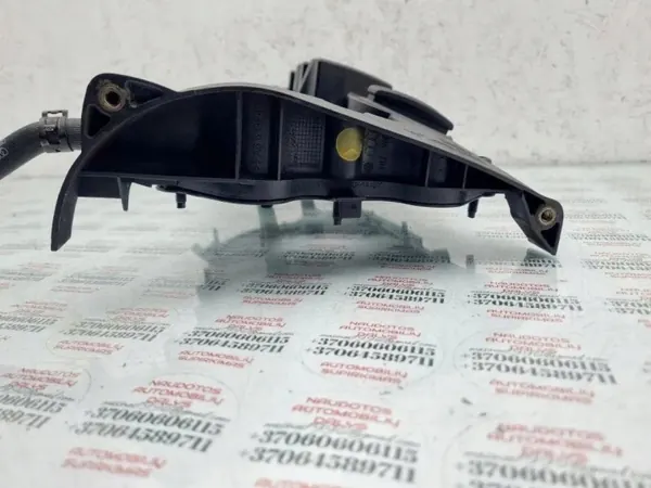 Nokka-ajan seuraajan kansi OEM 06D133781F Audi A6 2.0L image 3