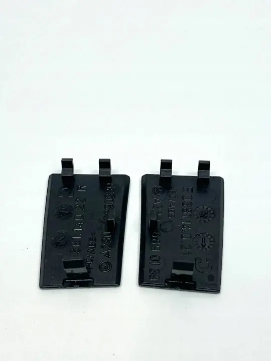 Mercedes-Benz sisäpaneelin osa OEM A2306890239 image 6