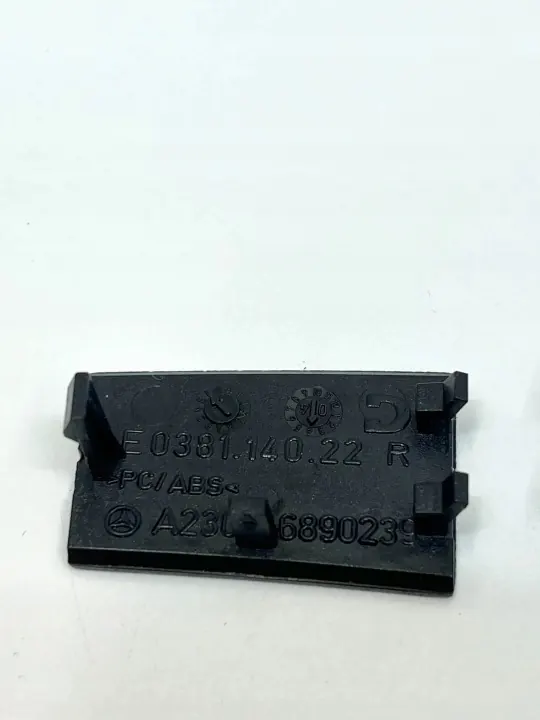 Mercedes-Benz sisäpaneelin osa OEM A2306890239 image 7
