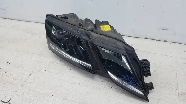 Right Front Lamp Skoda Octavia 3 III Full LED 16-20 image 2