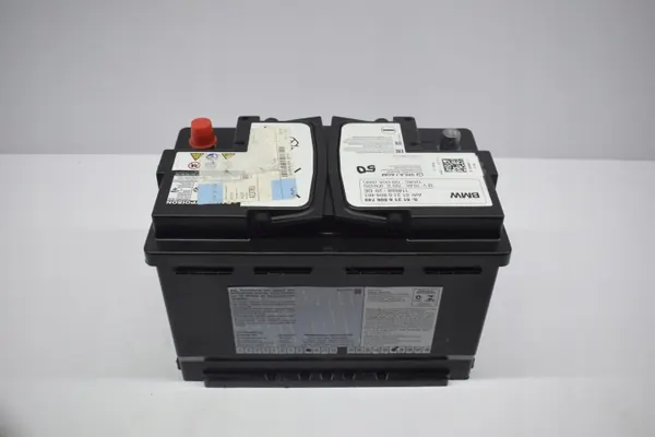 Batería BMW 12V 70Ah usada OEM 61216806749 image 4