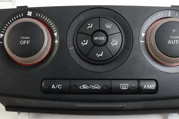 Mazda 3 I Klimabedienpanel BP4M Europa image 3