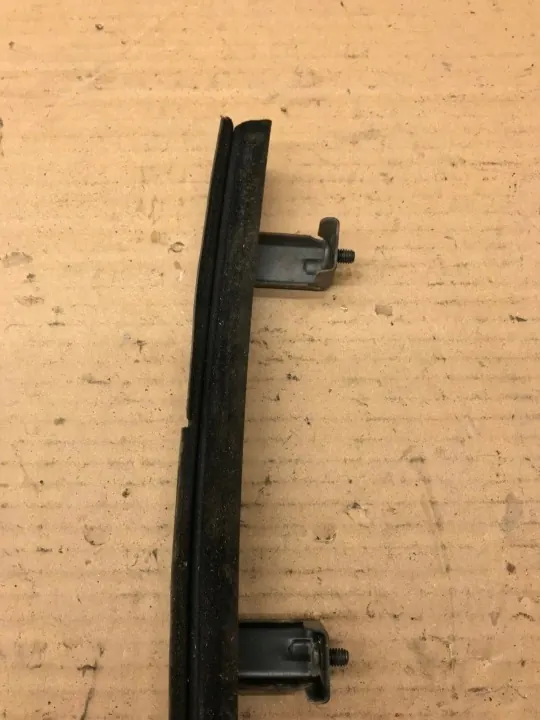 OEM ROC1460 Garniture Vitre Porte Avant Droite image 3
